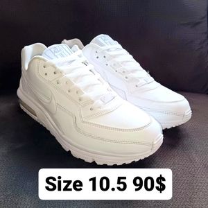 Nike Air Max size 10.5 athlete leather shoes